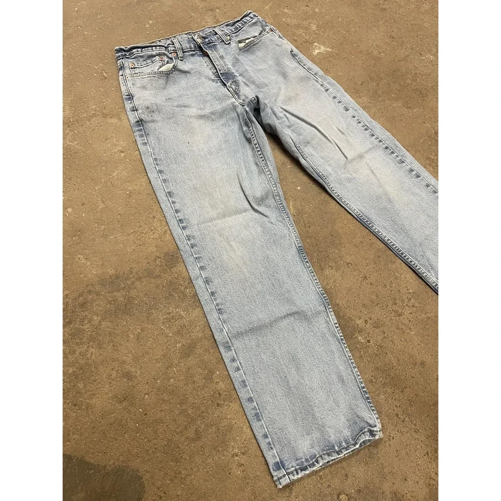 Levis 550 Jeans Mens 34x31 Light Wash Blue Relaxed Tapered Stretch Denim Zip Fly
